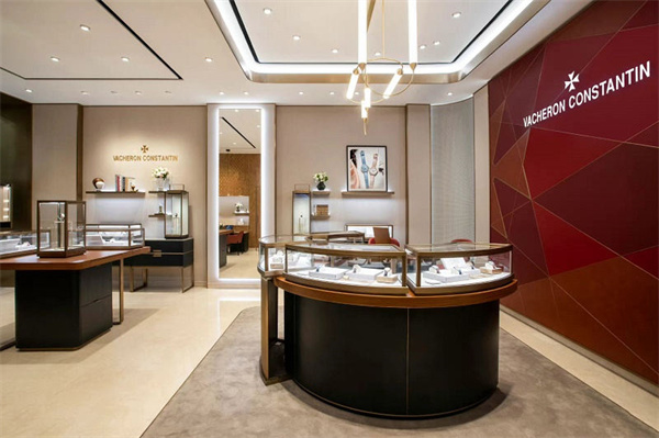 江诗丹顿手表表带掉色如何处理（图）